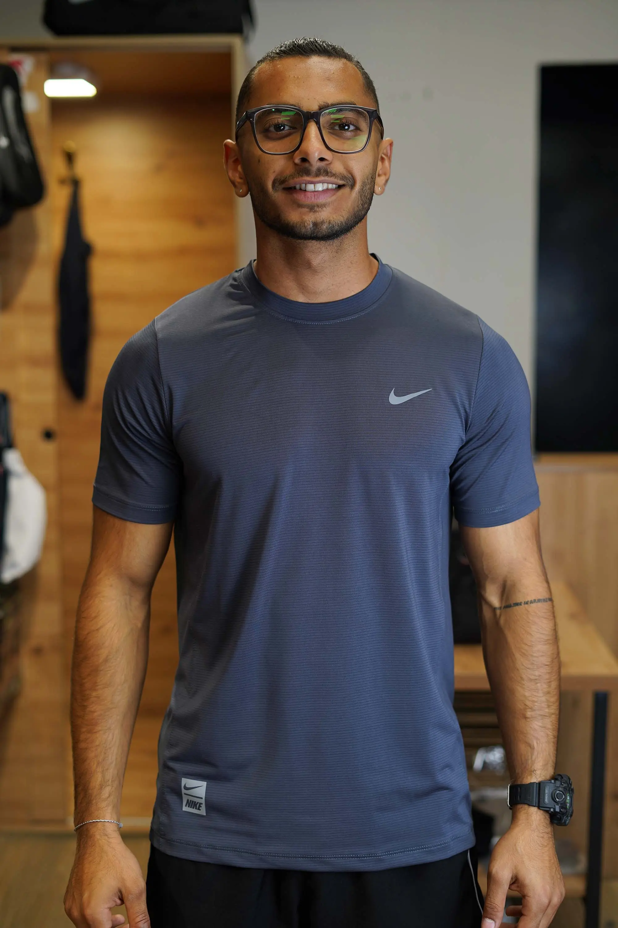 تیشرت ورزشی مردانه پارچه آجری تمام کش