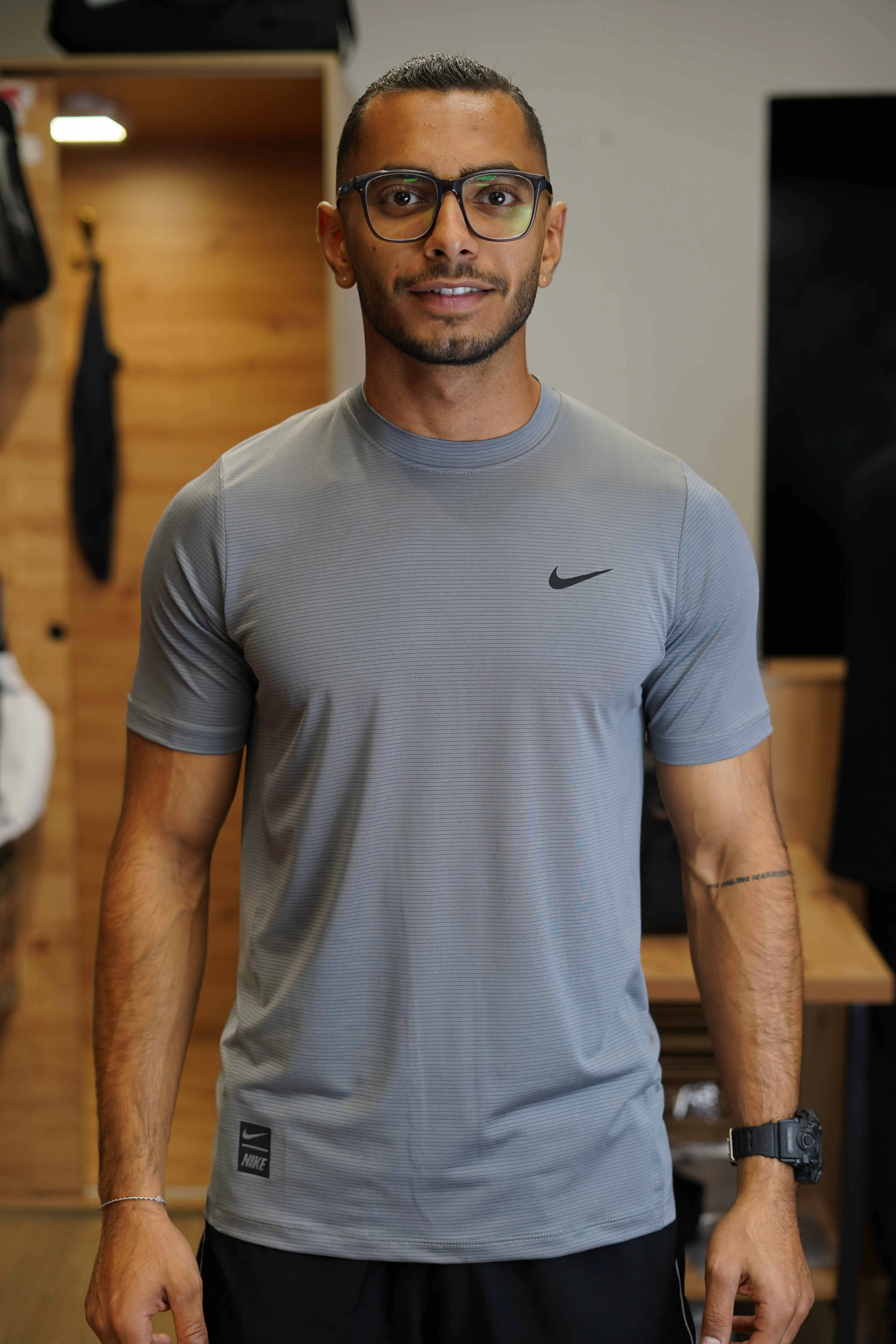 تیشرت ورزشی مردانه پارچه آجری تمام کش